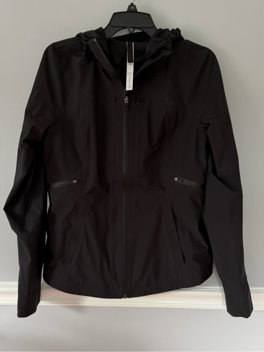 Lululemon Break a Trail
Waterproof Jacket Black Size 8